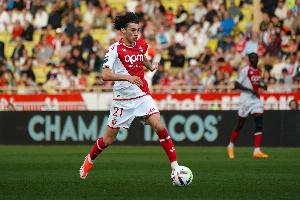 完美下载-摩纳哥新星阿克利乌舍示好巴萨：喜欢西甲和巴萨，偶像是梅西