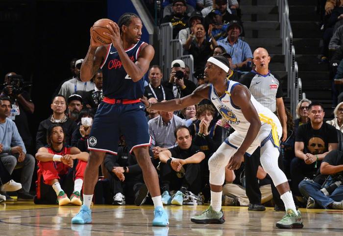 年薪5413万，意外成交易筹码！加盟勇士后状态下滑，你确实该离开