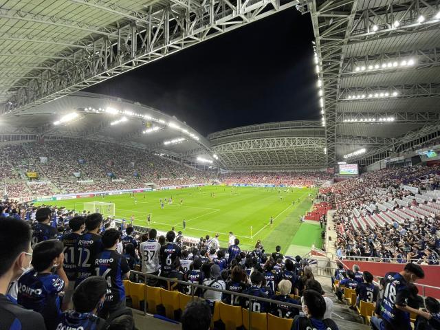 1663592328581096125.jpg 完美对战平台下载-日本金元战舰保卫战①看看神户胜利船死忠看台氛围